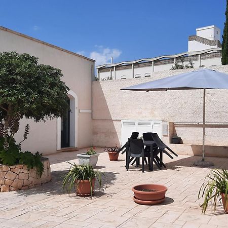 I Due Carrubi Ostuni Exterior foto